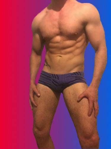 Steve homme bisexuel musclé à paris 5ème 06 66 33 00 55