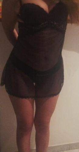 Belle escorte masseuse a montpellier