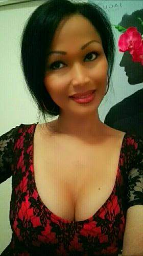 Fanny veritable ladyboy thailandaise vous recoit sur paris