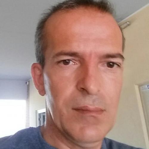 Homme 45 ans sur nîmes