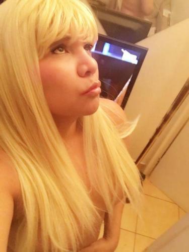 Sandra belle trans blonds tres choude drancy image 3