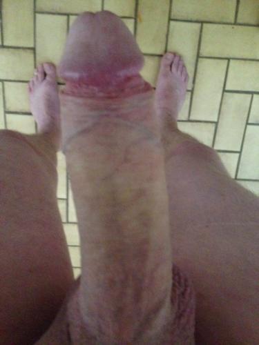 Bel h 42 ans escort-boy sans tabous image 3