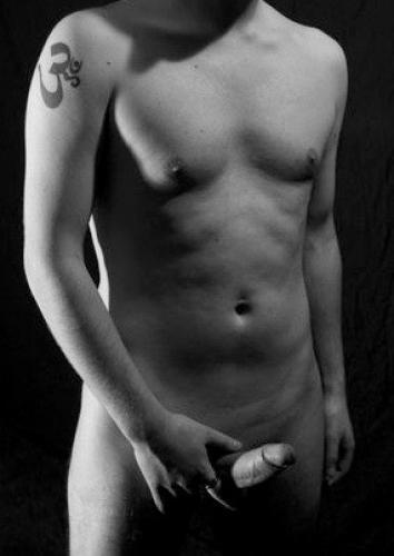 Homme bi escort-masseur-naturiste image 1