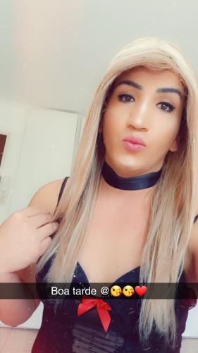 Aryana transsexuelle debutante efféminé a bourges +33640636848 image 8