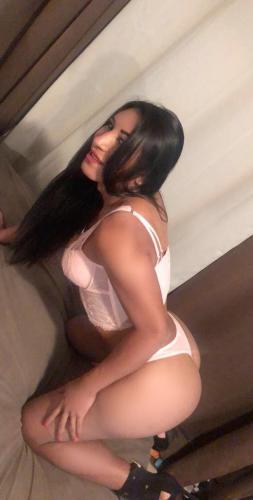 Kaory jeune et sexy trans latine a paris 17 ar image 5