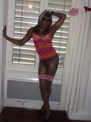 Nouvelle escorte transvesti black pour bon masage et detente a lyon tous les jour sur rdv