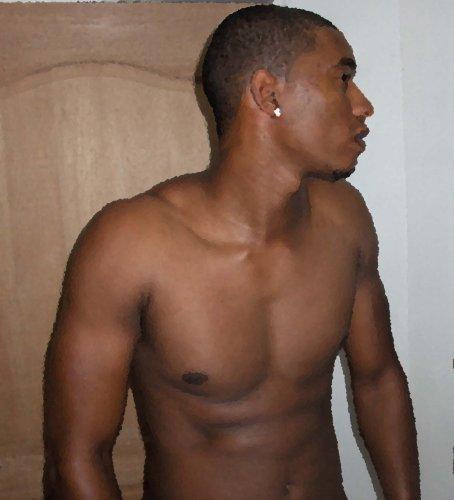 Beau black gay bien foutu image 1