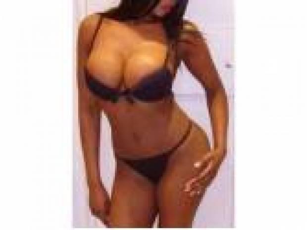 Escort girl bourges caroline18000, coucou mes chéris c'est la belle clara 100%réel image 1