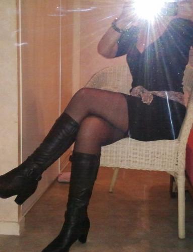 Jolie occasionnelle gfe douce et sensuelle pour votre plaisir image 2