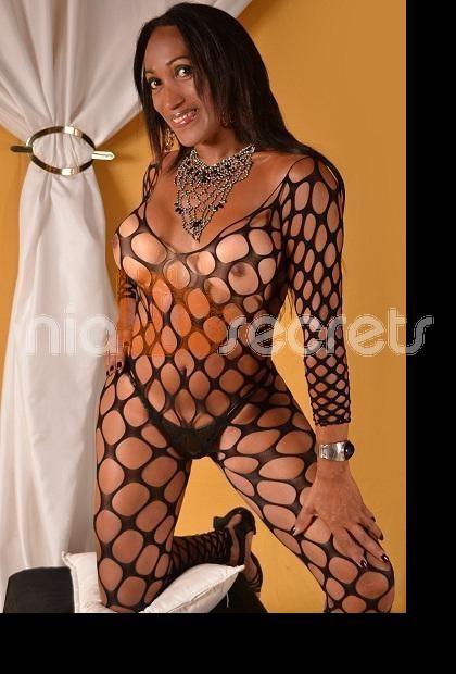 Marcela trans pour massage erotique metro philippe auguste sur 11eme image 2