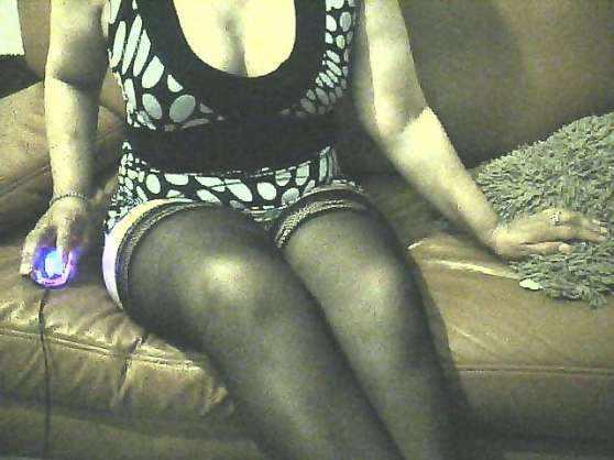 Nouvelle metisse de 41 ans pulpeuse yeux vert recois sur lille 0615383582