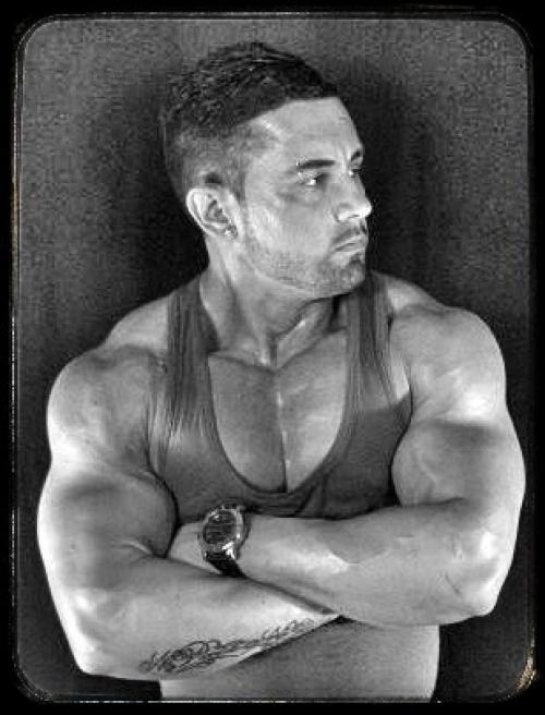 Tony bodybuilder pour vous image 3