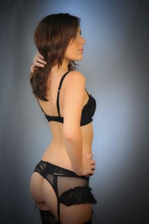 Lorena -la rochelle vip escort- image 2