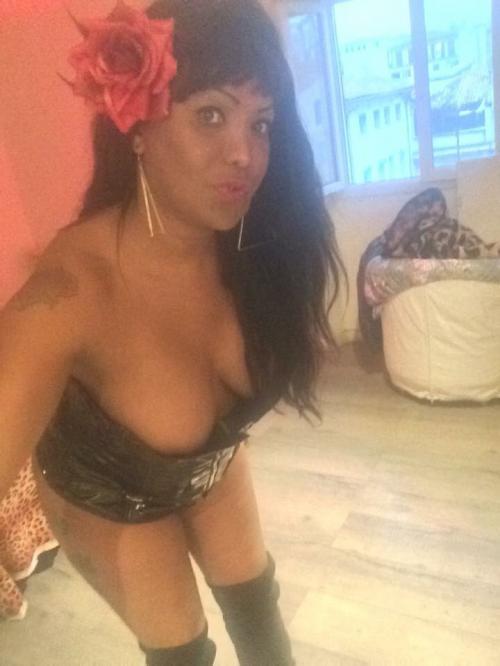 Aix provence trans naomi bien montrer sexy adresse avenue max juvenal