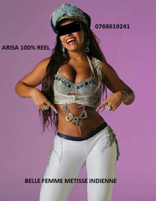 Arisa belle femme metisse indienne dans paris 17eme