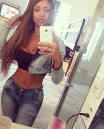 Carla belle trans a pt de clichy image 1