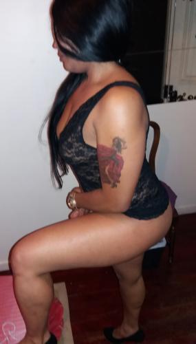 Belle brune brasilienne age 26ans . tout au volonte image 5