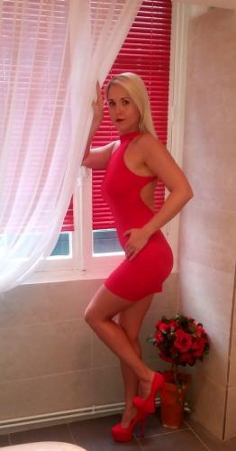 Jolie rencontre avec une sensuelle blonde!!! image 3