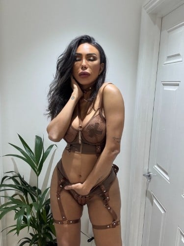 Escort trans Angelina à Boulogne-Billancourt