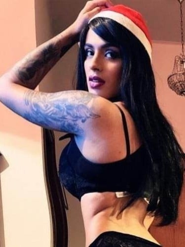 Escort trans Nadia à Paris
