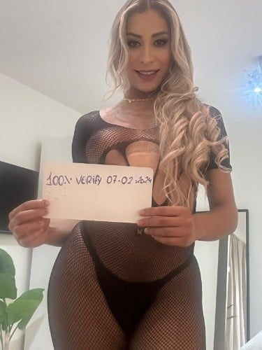 Escort trans Sabrina Mazi à Paris