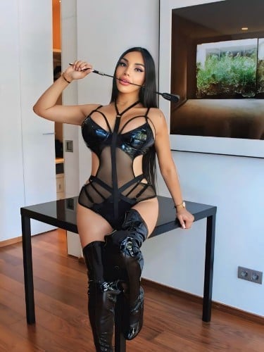 Escort trans Mishelli goddess à Caen