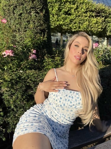 Escort trans Khloe à Reims