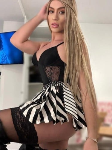 Escort trans Nicolle à Boulogne-Billancourt