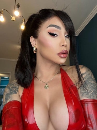 Escort trans Kalliny Nomura à Bordeaux