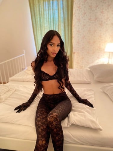 Escort trans Keisy à Angers