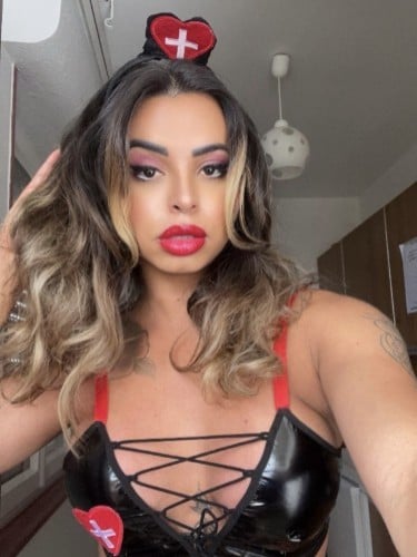 Escort trans Ts Franceska Petrovicky à Clermont-Ferrand