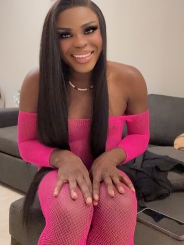 Escort trans Blacksandra à Brest