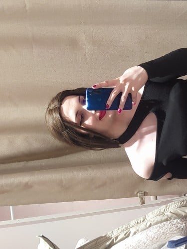Escort trans Alyosha à Orléans