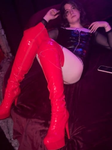 Escort trans Ellie à Le Mans