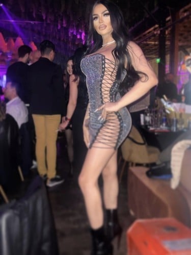 Escort trans NaomiRedGirl à Orléans