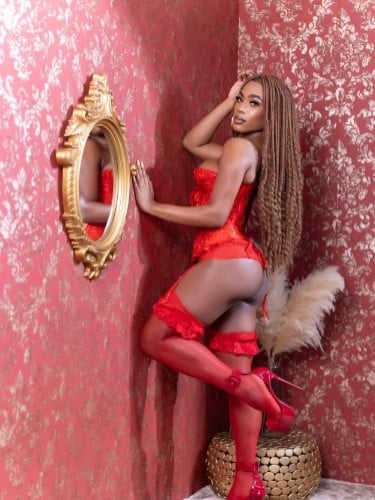 Escort trans Luisa Arias à Paris