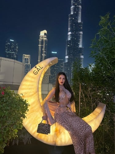 Escort trans Brenna à Paris