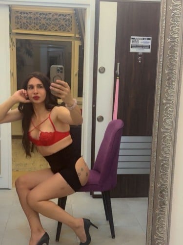 Escort trans Julia ts à Annecy