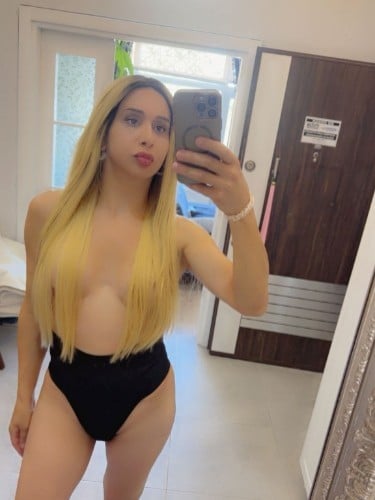 Escort trans Julia ts à Annecy